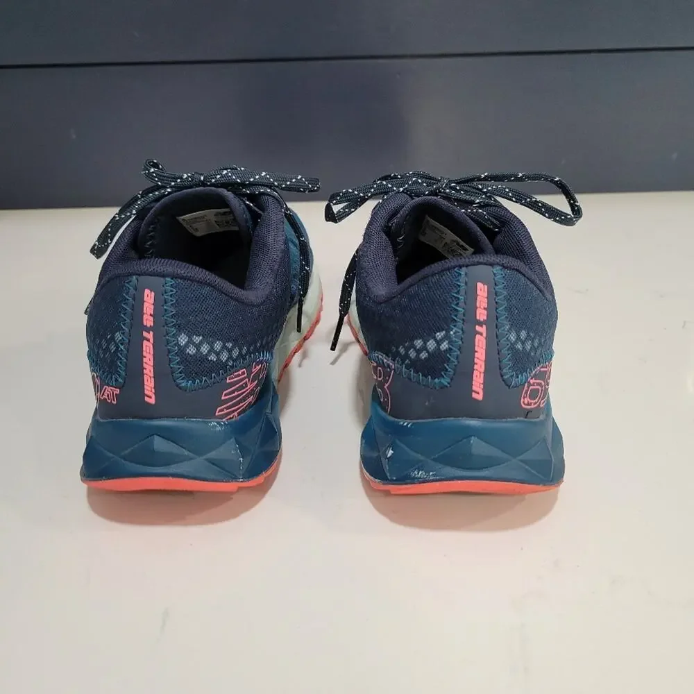 New Balance 690 v1 Trail Running Shoes  Size 8